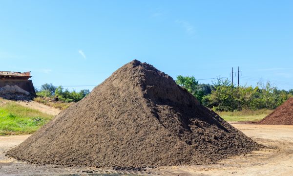 Black Dirt Delivery in Sugar Land