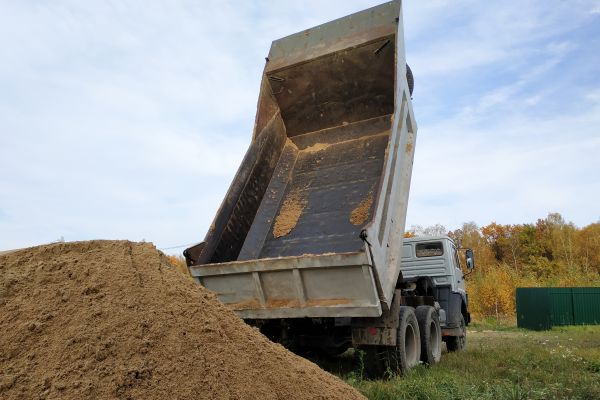 Topsoil Delivery in Sugar Land