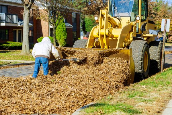 Mulch Hauling in Sugar Land